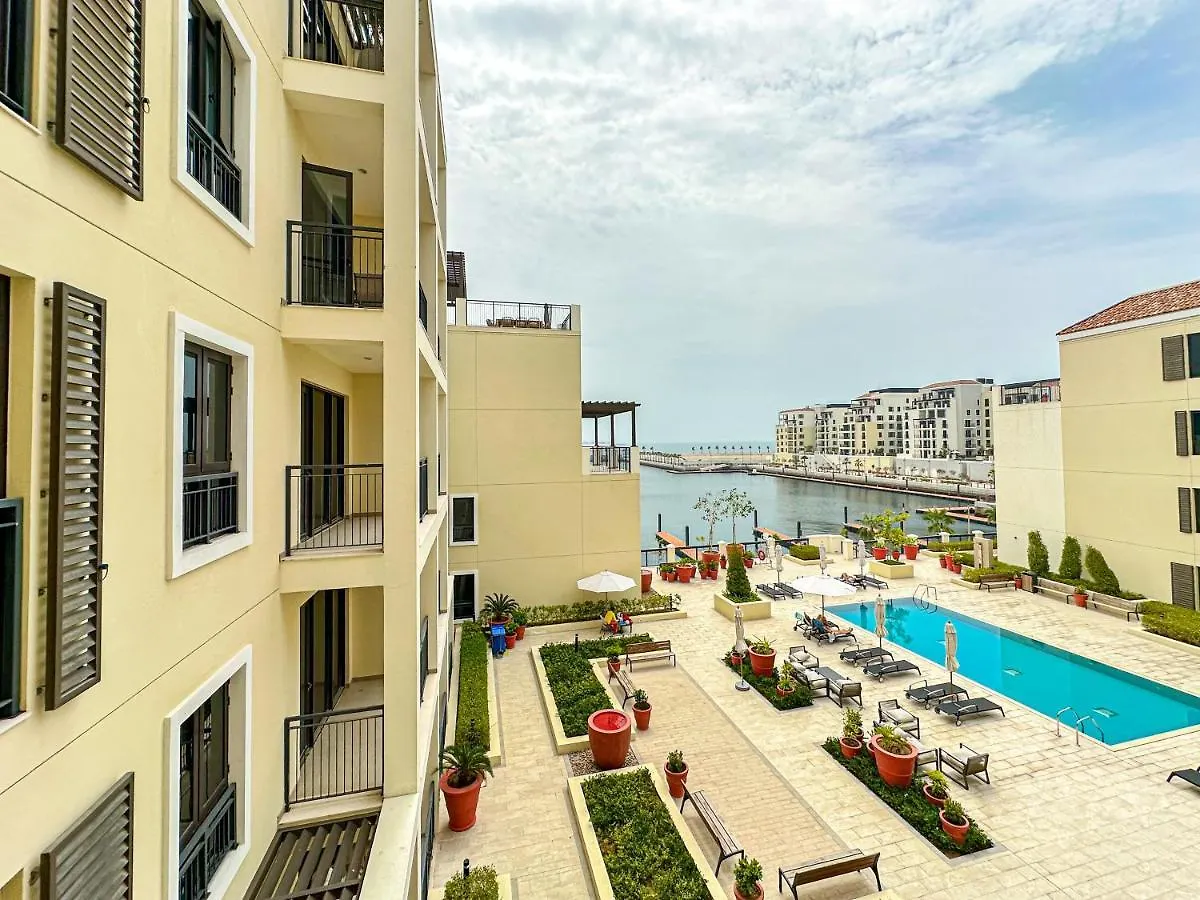 Higuests - Wake Up Facing The Sea In This Luxury Retreat Dubai 0*,  United Arab Emirates